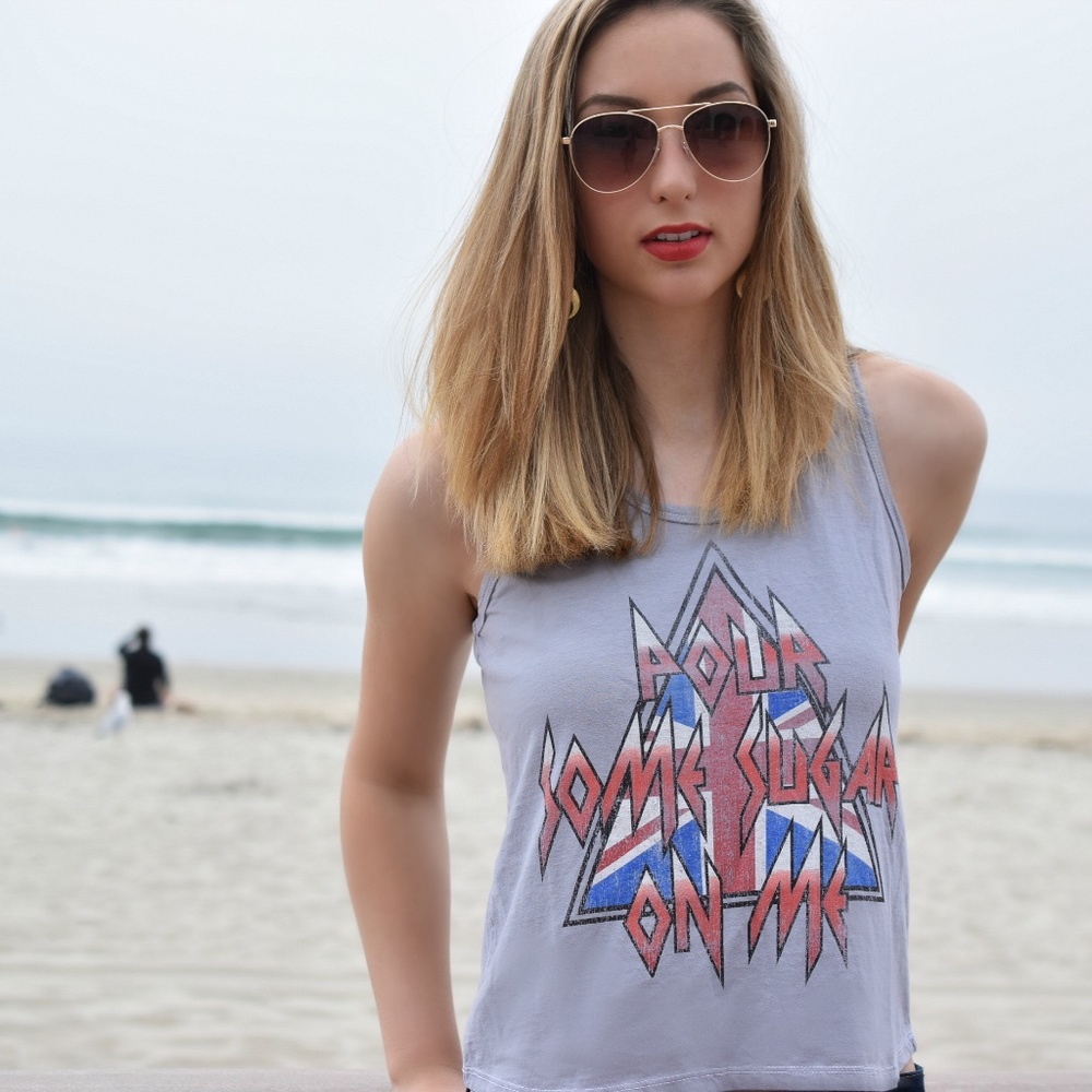 Def Leppard Tank Top w Ripped Back